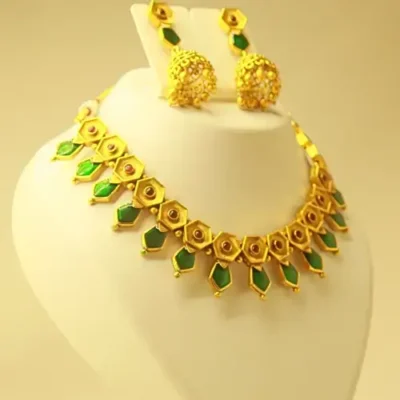 Hexa Naga Necklace