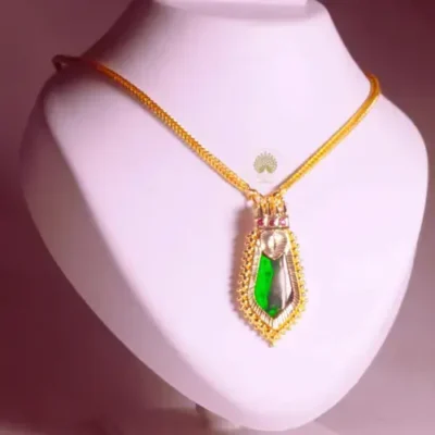 Nagapadam pendant necklace