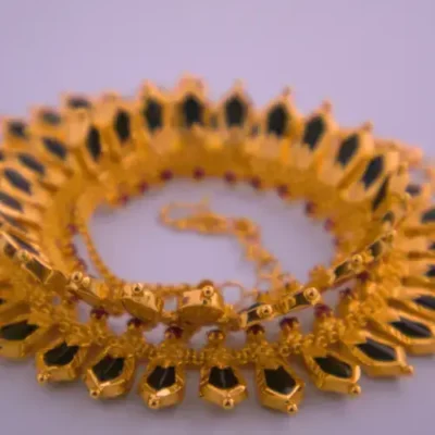 nagapadam necklace