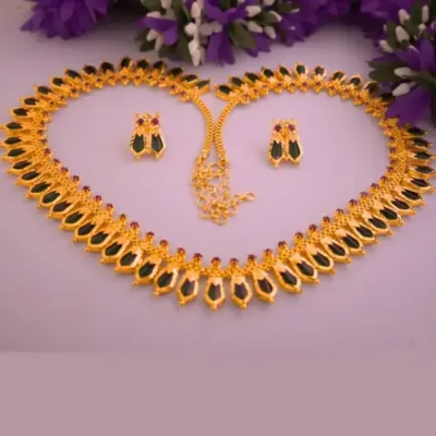 Nagapadam Necklace
