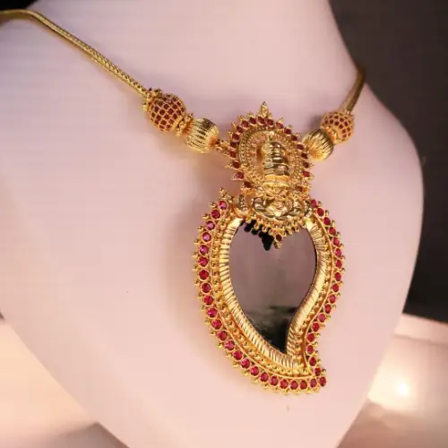 kathakali manga pendent