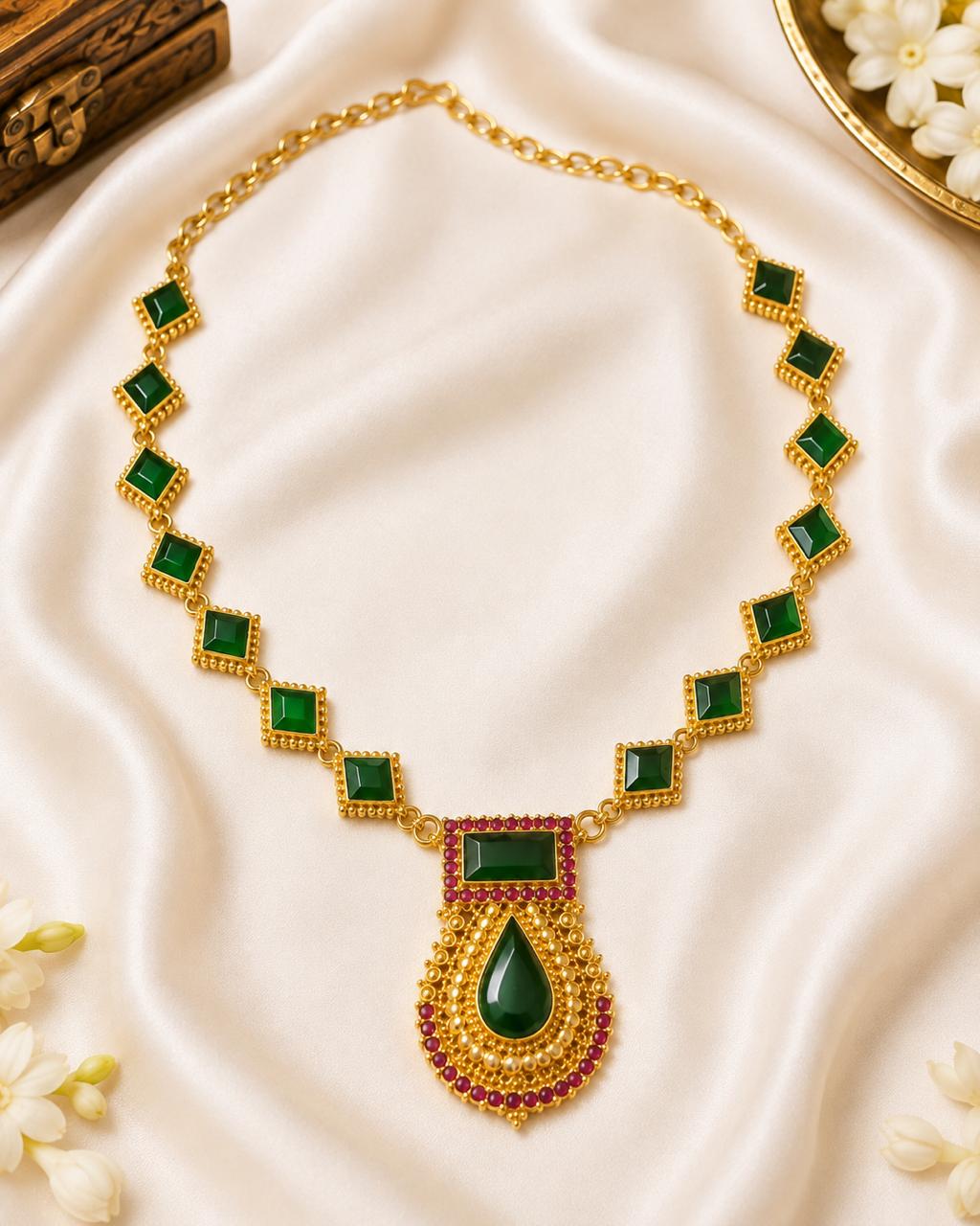 Royal South Indian Jyothika long haram antique gold finish detailed close-up