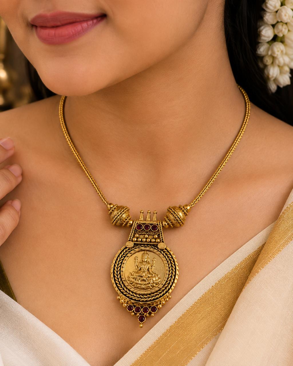 Lekshmi antique pendant necklace ruby stone closeup